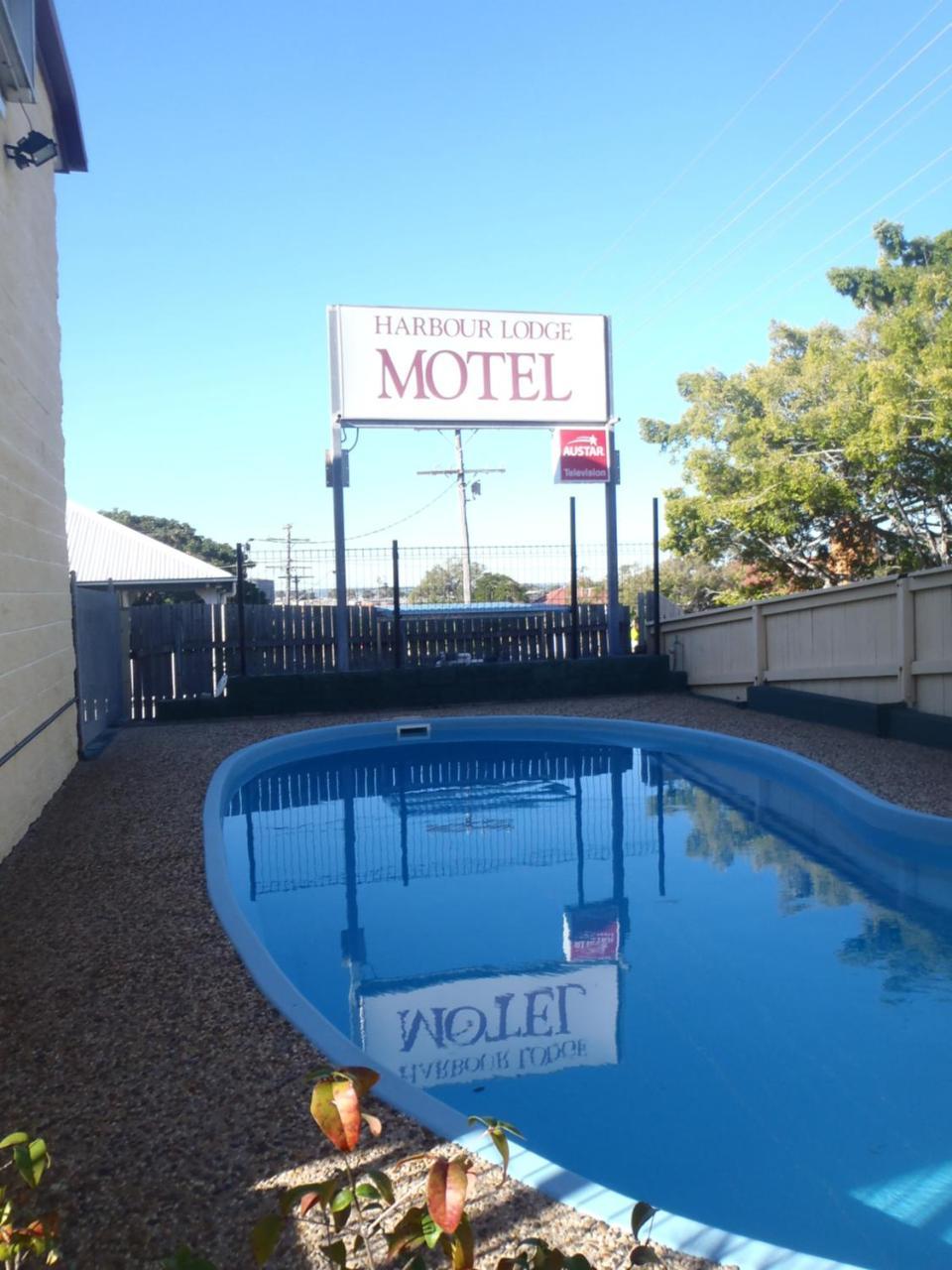 Harbour Lodge Motel Gladstone Exterior photo