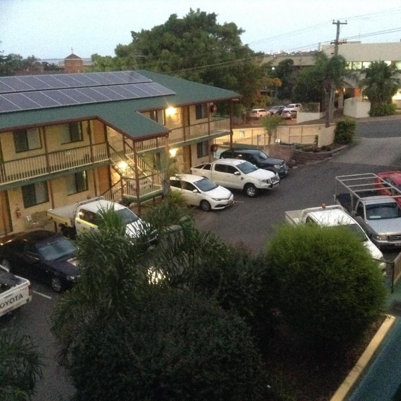 Harbour Lodge Motel Gladstone Exterior photo